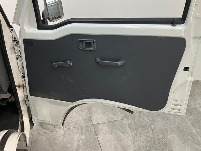 ハイゼットトラックエアコン・パワステ　スペシャル　４ＷＤ　ＡＴ車　ＥＴＣ付Ａ／Ｔ　ＡＭ／ＦＭラジオ　ＥＴＣ　４枚リーフスプリング　マニュアルレベリング　荷台マット　ゲートプロテクター（滋賀県）の中古車