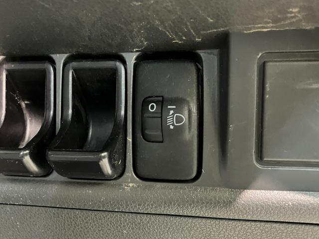 ハイゼットトラックエアコン・パワステ　スペシャル　４ＷＤ　ＡＴ車　ＥＴＣ付Ａ／Ｔ　ＡＭ／ＦＭラジオ　ＥＴＣ　４枚リーフスプリング　マニュアルレベリング　荷台マット　ゲートプロテクター（滋賀県）の中古車