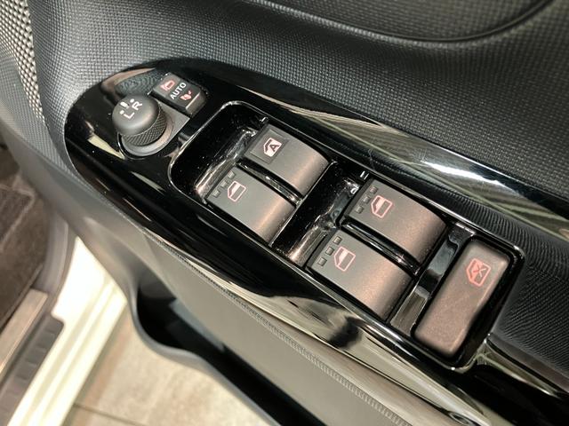 ムーヴキャンバスＧブラックアクセントリミテッドＳＡ３　８型ナビ　Ｐカメラ衝突被害軽減ブレーキ　８型フルセグナビ　ＤＶＤ再生　Ｂｌｕｅｔｏｏｔｈ　ＵＳＢ　パノラマカメラ　ドラレコ　両側電動スライドドア　ＬＥＤ　オートライト　オートエアコン　電動格納式ミラー　エコアイドル（滋賀県）の中古車