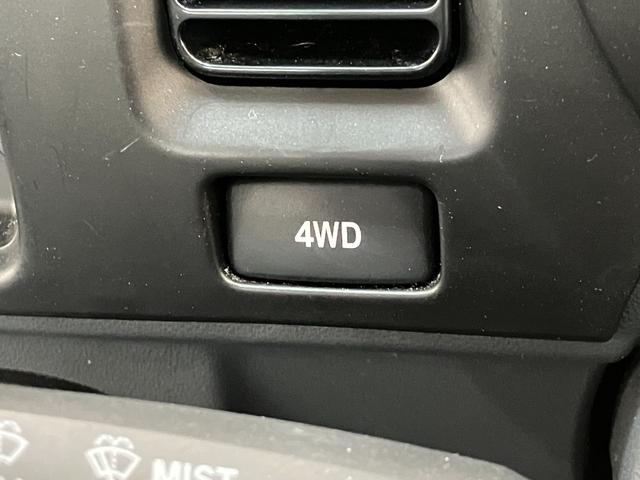 ハイゼットトラックエアコン・パワステスペシャルＶＳ　４ＷＤ　５ＭＴ　車検整備付エアコン　パワステ　ＡＭ／ＦＭラジオ　荷台作業灯　ゲートプロテクター　荷台マット　バッテリーカバー　パートタイム４ＷＤ　５速マニュアルミッション車　タイヤ４本新品交換済み（滋賀県）の中古車