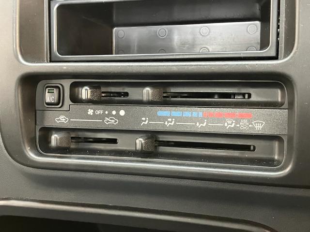 ハイゼットトラックエアコン・パワステスペシャルＶＳ　４ＷＤ　５ＭＴ　車検整備付エアコン　パワステ　ＡＭ／ＦＭラジオ　荷台作業灯　ゲートプロテクター　荷台マット　バッテリーカバー　パートタイム４ＷＤ　５速マニュアルミッション車　タイヤ４本新品交換済み（滋賀県）の中古車