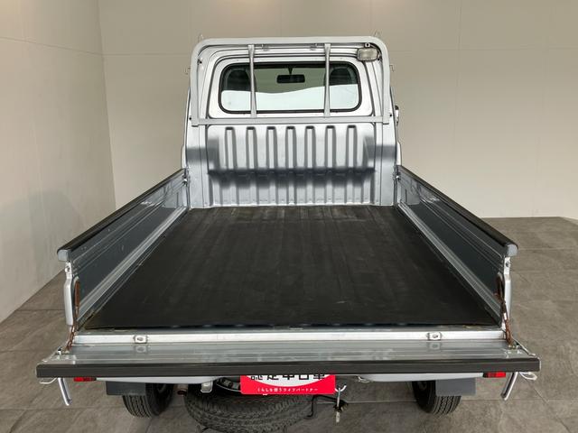 ハイゼットトラックエアコン・パワステスペシャルＶＳ　４ＷＤ　５ＭＴ　車検整備付エアコン　パワステ　ＡＭ／ＦＭラジオ　荷台作業灯　ゲートプロテクター　荷台マット　バッテリーカバー　パートタイム４ＷＤ　５速マニュアルミッション車　タイヤ４本新品交換済み（滋賀県）の中古車