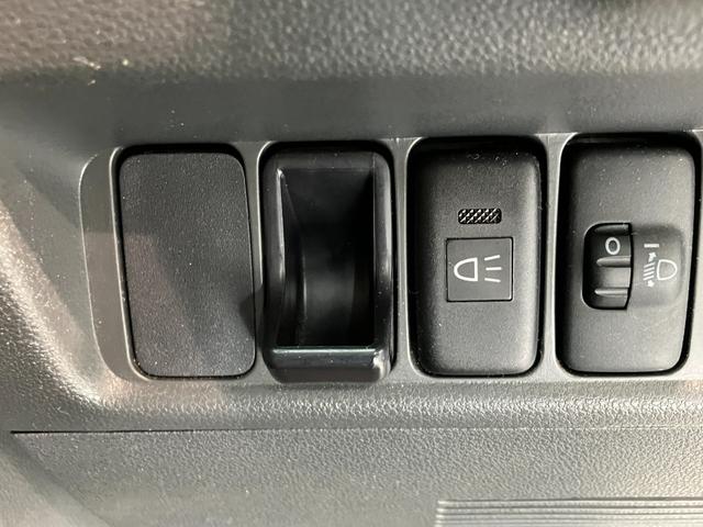 ハイゼットトラックエアコン・パワステスペシャルＶＳ　４ＷＤ　５ＭＴ　車検整備付エアコン　パワステ　ＡＭ／ＦＭラジオ　荷台作業灯　ゲートプロテクター　荷台マット　バッテリーカバー　パートタイム４ＷＤ　５速マニュアルミッション車　タイヤ４本新品交換済み（滋賀県）の中古車