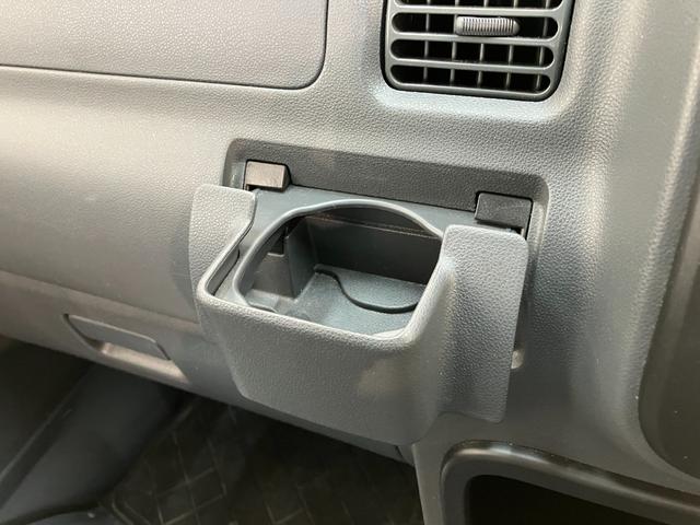 ハイゼットトラックエアコン・パワステスペシャルＶＳ　４ＷＤ　５ＭＴ　車検整備付エアコン　パワステ　ＡＭ／ＦＭラジオ　荷台作業灯　ゲートプロテクター　荷台マット　バッテリーカバー　パートタイム４ＷＤ　５速マニュアルミッション車　タイヤ４本新品交換済み（滋賀県）の中古車