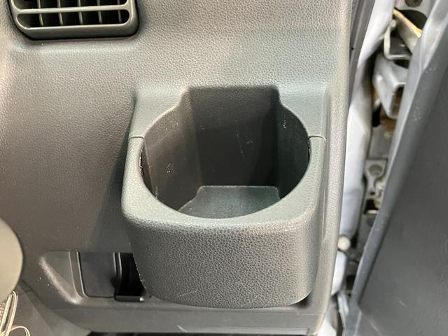 ハイゼットトラックエアコン・パワステスペシャルＶＳ　４ＷＤ　５ＭＴ　車検整備付エアコン　パワステ　ＡＭ／ＦＭラジオ　荷台作業灯　ゲートプロテクター　荷台マット　バッテリーカバー　パートタイム４ＷＤ　５速マニュアルミッション車　タイヤ４本新品交換済み（滋賀県）の中古車