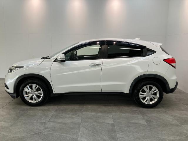 ヴェゼルＸ・ホンダセンシング　フルセグナビ　バックカメラ　クルコンフルセグナビ　ＤＶＤ再生　Ｂｌｕｅｔｏｏｔｈ　ＵＳＢ　バックカメラ　ドラレコ　ＥＴＣ　ＬＥＤ　オートライト　オートエアコン　レーダークルーズコントロール　スマートキー　エコアイドル（滋賀県）の中古車