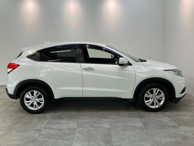 ヴェゼルＸ・ホンダセンシング　フルセグナビ　バックカメラ　クルコンフルセグナビ　ＤＶＤ再生　Ｂｌｕｅｔｏｏｔｈ　ＵＳＢ　バックカメラ　ドラレコ　ＥＴＣ　ＬＥＤ　オートライト　オートエアコン　レーダークルーズコントロール　スマートキー　エコアイドル（滋賀県）の中古車