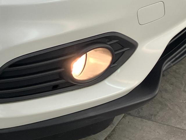 ヴェゼルＸ・ホンダセンシング　フルセグナビ　バックカメラ　クルコンフルセグナビ　ＤＶＤ再生　Ｂｌｕｅｔｏｏｔｈ　ＵＳＢ　バックカメラ　ドラレコ　ＥＴＣ　ＬＥＤ　オートライト　オートエアコン　レーダークルーズコントロール　スマートキー　エコアイドル（滋賀県）の中古車