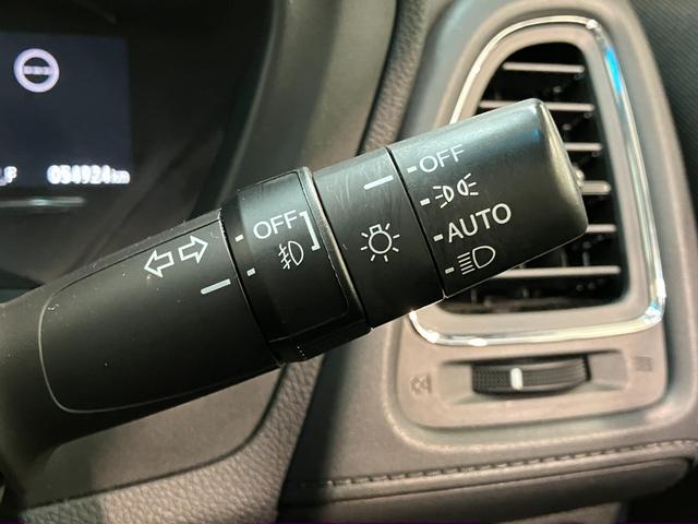 ヴェゼルＸ・ホンダセンシング　フルセグナビ　バックカメラ　クルコンフルセグナビ　ＤＶＤ再生　Ｂｌｕｅｔｏｏｔｈ　ＵＳＢ　バックカメラ　ドラレコ　ＥＴＣ　ＬＥＤ　オートライト　オートエアコン　レーダークルーズコントロール　スマートキー　エコアイドル（滋賀県）の中古車