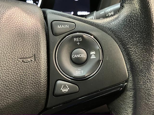 ヴェゼルＸ・ホンダセンシング　フルセグナビ　バックカメラ　クルコンフルセグナビ　ＤＶＤ再生　Ｂｌｕｅｔｏｏｔｈ　ＵＳＢ　バックカメラ　ドラレコ　ＥＴＣ　ＬＥＤ　オートライト　オートエアコン　レーダークルーズコントロール　スマートキー　エコアイドル（滋賀県）の中古車