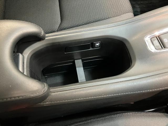 ヴェゼルＸ・ホンダセンシング　フルセグナビ　バックカメラ　クルコンフルセグナビ　ＤＶＤ再生　Ｂｌｕｅｔｏｏｔｈ　ＵＳＢ　バックカメラ　ドラレコ　ＥＴＣ　ＬＥＤ　オートライト　オートエアコン　レーダークルーズコントロール　スマートキー　エコアイドル（滋賀県）の中古車