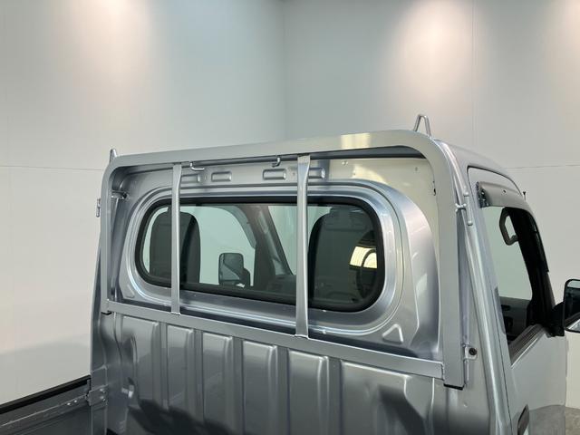 ハイゼットトラックスタンダード　パートタイム４ＷＤ　５ＭＴ　コーナーセンサー衝突被害軽減ブレーキ　コーナーセンサー　パートタイム４ＷＤ　ＡＭ／ＦＭラジオ　マニュアルエアコン　マニュアルレベリング　エコアイドル　ゲートプロテクター　荷台ゴムマット（滋賀県）の中古車