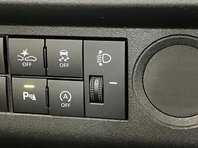 ハイゼットトラックスタンダード　パートタイム４ＷＤ　５ＭＴ　コーナーセンサー衝突被害軽減ブレーキ　コーナーセンサー　パートタイム４ＷＤ　ＡＭ／ＦＭラジオ　マニュアルエアコン　マニュアルレベリング　エコアイドル　ゲートプロテクター　荷台ゴムマット（滋賀県）の中古車