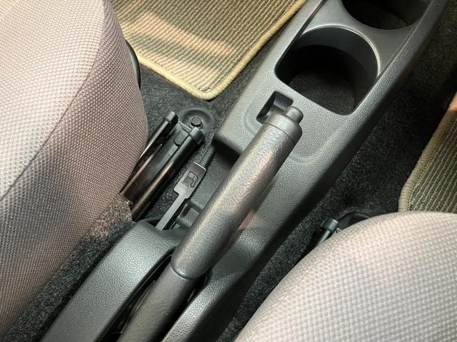 ミライースＤ　エコアイドル　走行５千キロ台　車検整備付マニュアルエアコン　マニュアルレベリング　パワーウインドウ　デジタルメーター　エコアイドル　　タイヤ４本新品交換済み（滋賀県）の中古車