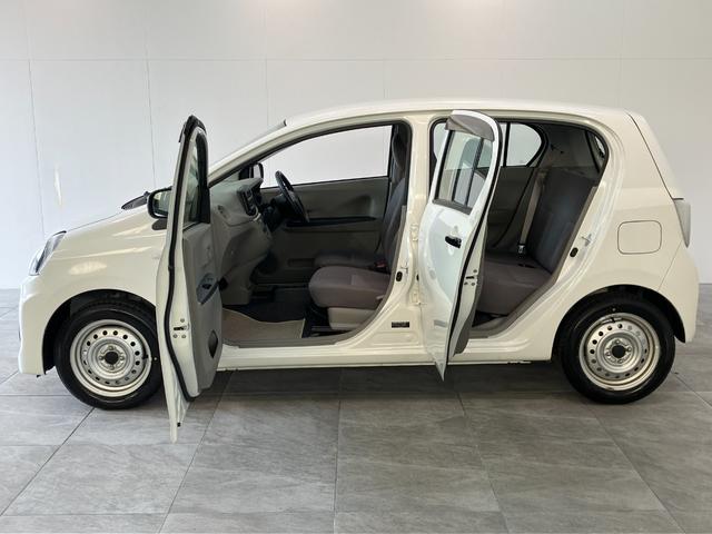 ミライースＤ　エコアイドル　走行５千キロ台　車検整備付マニュアルエアコン　マニュアルレベリング　パワーウインドウ　デジタルメーター　エコアイドル　　タイヤ４本新品交換済み（滋賀県）の中古車