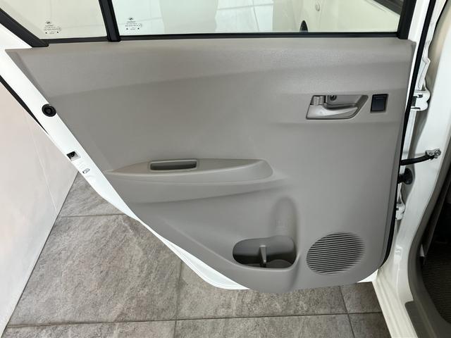 ミライースＤ　エコアイドル　走行５千キロ台　車検整備付マニュアルエアコン　マニュアルレベリング　パワーウインドウ　デジタルメーター　エコアイドル　　タイヤ４本新品交換済み（滋賀県）の中古車