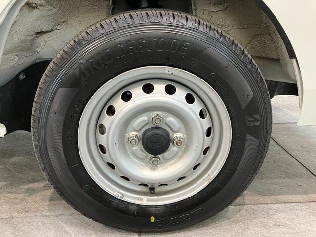 ハイゼットトラックスタンダードＳＡ３ｔ　５ＭＴ　４ＷＤ　ＬＥＤ　車検整備付衝突被害軽減ブレーキ　パートタイム４ＷＤ　５速マニュアルミッション車　ＡＭ／ＦＭラジオ　ドラレコ　マニュアルエアコン　マニュアルレベリング　ＬＥＤヘッドライト　タイヤ４本新品交換済み（滋賀県）の中古車