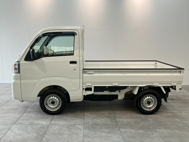 ハイゼットトラックスタンダードＳＡ３ｔ　５ＭＴ　４ＷＤ　ＬＥＤ　車検整備付衝突被害軽減ブレーキ　パートタイム４ＷＤ　５速マニュアルミッション車　ＡＭ／ＦＭラジオ　ドラレコ　マニュアルエアコン　マニュアルレベリング　ＬＥＤヘッドライト　タイヤ４本新品交換済み（滋賀県）の中古車