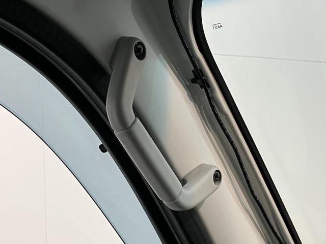 ハイゼットトラックスタンダードＳＡ３ｔ　５ＭＴ　４ＷＤ　ＬＥＤ　車検整備付衝突被害軽減ブレーキ　パートタイム４ＷＤ　５速マニュアルミッション車　ＡＭ／ＦＭラジオ　ドラレコ　マニュアルエアコン　マニュアルレベリング　ＬＥＤヘッドライト　タイヤ４本新品交換済み（滋賀県）の中古車