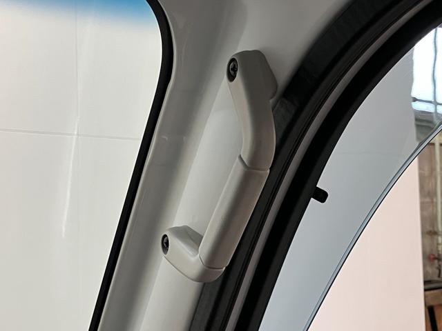 ハイゼットトラックスタンダードＳＡ３ｔ　５ＭＴ　４ＷＤ　ＬＥＤ　車検整備付衝突被害軽減ブレーキ　パートタイム４ＷＤ　５速マニュアルミッション車　ＡＭ／ＦＭラジオ　ドラレコ　マニュアルエアコン　マニュアルレベリング　ＬＥＤヘッドライト　タイヤ４本新品交換済み（滋賀県）の中古車