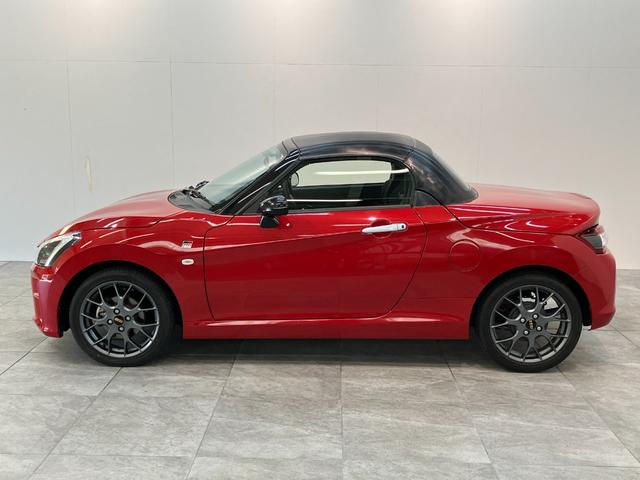 コペンＧＲスポーツ　フルセグナビ　前後ドラレコ　レカロ　ＢＢＳＧＲ専用サスペンション　フルセグナビ　バックカメラ　ＤＶＤ　Ｂｌｕｅｔｏｏｔｈ　ＵＳＢ　ドラレコ　ＭＯＭＯハンドル　パドルシフト　レカロシート　ＢＢＳアルミ　シートヒーター　ルーフカーボンラッピング（滋賀県）の中古車