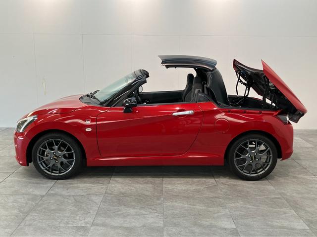 コペンＧＲスポーツ　フルセグナビ　前後ドラレコ　レカロ　ＢＢＳＧＲ専用サスペンション　フルセグナビ　バックカメラ　ＤＶＤ　Ｂｌｕｅｔｏｏｔｈ　ＵＳＢ　ドラレコ　ＭＯＭＯハンドル　パドルシフト　レカロシート　ＢＢＳアルミ　シートヒーター　ルーフカーボンラッピング（滋賀県）の中古車