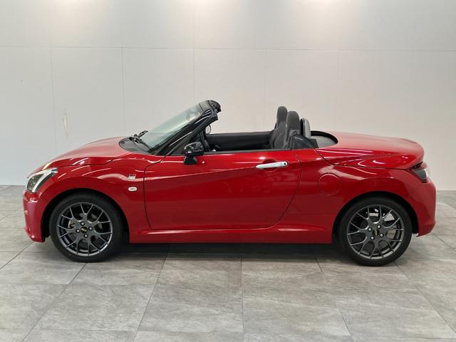 コペンＧＲスポーツ　フルセグナビ　前後ドラレコ　レカロ　ＢＢＳＧＲ専用サスペンション　フルセグナビ　バックカメラ　ＤＶＤ　Ｂｌｕｅｔｏｏｔｈ　ＵＳＢ　ドラレコ　ＭＯＭＯハンドル　パドルシフト　レカロシート　ＢＢＳアルミ　シートヒーター　ルーフカーボンラッピング（滋賀県）の中古車