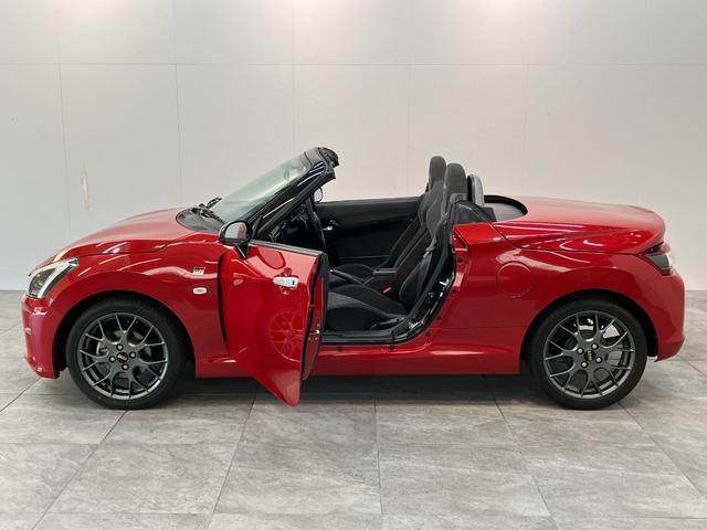 コペンＧＲスポーツ　フルセグナビ　前後ドラレコ　レカロ　ＢＢＳＧＲ専用サスペンション　フルセグナビ　バックカメラ　ＤＶＤ　Ｂｌｕｅｔｏｏｔｈ　ＵＳＢ　ドラレコ　ＭＯＭＯハンドル　パドルシフト　レカロシート　ＢＢＳアルミ　シートヒーター　ルーフカーボンラッピング（滋賀県）の中古車