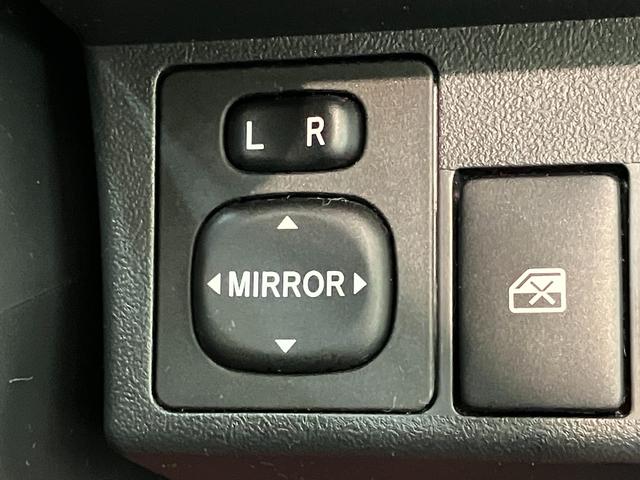 コペンＧＲスポーツ　フルセグナビ　前後ドラレコ　レカロ　ＢＢＳＧＲ専用サスペンション　フルセグナビ　バックカメラ　ＤＶＤ　Ｂｌｕｅｔｏｏｔｈ　ＵＳＢ　ドラレコ　ＭＯＭＯハンドル　パドルシフト　レカロシート　ＢＢＳアルミ　シートヒーター　ルーフカーボンラッピング（滋賀県）の中古車