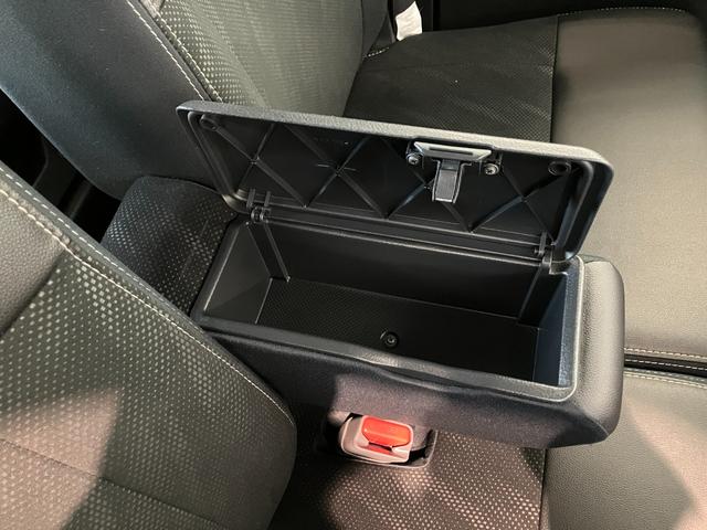 タントカスタムＲＳトップエディションリミテッドＳＡ３　フルセグナビ衝突被害軽減ブレーキ　フルセグナビ　Ｂｌｕｅｔｏｏｔｈ　ＤＶＤ　ＵＳＢ　パノラマカメラ　ドラレコ　両側電動スライドドア　シートヒーター　ＬＥＤ　オートライト　オートエアコン　スマートキー　ターボ（滋賀県）の中古車