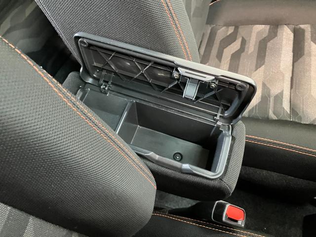 タフトＧ　フルセグナビ　バックカメラ　ドラレコ　コーナーセンサー衝突被害軽減ブレーキ　コーナーセンサー　フルセグナビ　ＤＶＤ再生　Ｂｌｕｅｔｏｏｔｈ　ＵＳＢ　バックカメラ　前後ドラレコ　前席シートヒーター　電動パーキング　ＬＥＤ　タイヤ４本新品交換済み（滋賀県）の中古車