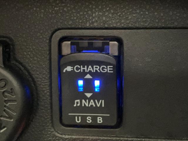 ブーンスタイル　ホワイトリミテッドＳＡ３　ナビ　パノラマカメラ衝突被害軽減ブレーキ　スマアシ３　コーナーセンサー　フルセグナビ　Ｂｌｕｅｔｏｏｔｈ　ＤＶＤ再生　ＵＳＢ　パノラマカメラ　前後ドラレコ　ＥＴＣ　ＬＥＤ　オートライト　オートエアコン　電動格納式ミラー（滋賀県）の中古車