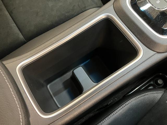 シャトルハイブリッドＸ　フルセグナビ　バックカメラ　車検整備付フルセグナビ　ＤＶＤ再生　Ｂｌｕｅｔｏｏｔｈ　バックカメラ　ＥＴＣ　ＬＥＤ　オートライト　オートエアコン　クルーズコントロール　パドルシフト　スマートキー　電動格納式ミラー　エコアイドル（滋賀県）の中古車