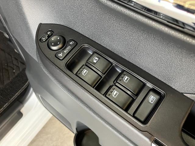 タントカスタムＸ　９型ディスプレイオーディオ　駐車支援システム衝突被害軽減ブレーキ　コーナーセンサー　ディスプレイオーディオ　フルセグ　Ｂｌｕｅｔｏｏｔｈ　ＵＳＢ　パノラマカメラ　両側電動スライドドア　前席シートヒーター　ＬＥＤ　駐車支援システム　スマートキー（滋賀県）の中古車