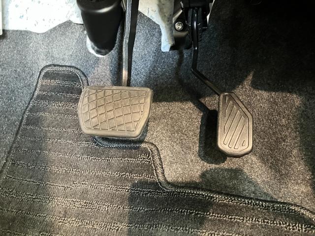 タフトＧダーククロムベンチャー　１０型ナビ　Ｐカメラ　前後ドラレコ衝突被害軽減ブレーキ　コーナーセンサー　１０型フルセグナビ　ＤＶＤ再生　Ｂｌｕｅｔｏｏｔｈ　ＵＳＢ　パノラマカメラ　前後ドラレコ　前席シートヒーター　ＬＥＤ　オートライト　オートエアコン　エコアイドル（滋賀県）の中古車