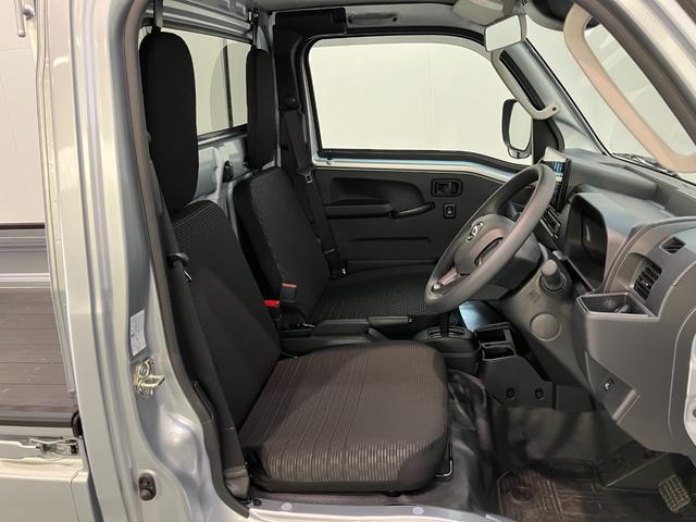 ハイゼットトラックEXT 4WD CVT 9インチディスプレイオーディオ衝突被害軽減ブレーキ コーナーセンサー パートタイム4WD デフロック 9インチディスプレイオーディオ Bluetooth USB バックカメラ 荷台作業灯 4枚リーフスプリング LED スマートキー(滋賀県)の中古車