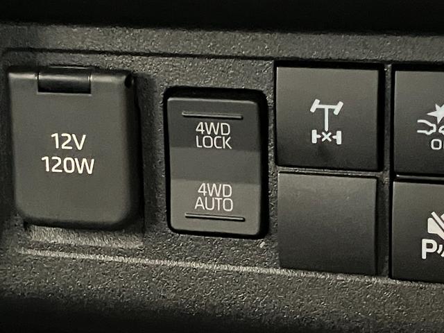 ハイゼットトラックEXT 4WD CVT 9インチディスプレイオーディオ衝突被害軽減ブレーキ コーナーセンサー パートタイム4WD デフロック 9インチディスプレイオーディオ Bluetooth USB バックカメラ 荷台作業灯 4枚リーフスプリング LED スマートキー(滋賀県)の中古車