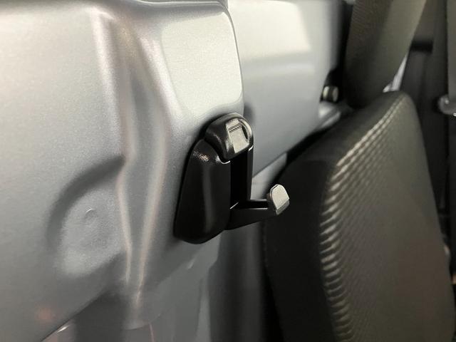 ハイゼットトラックEXT 4WD CVT 9インチディスプレイオーディオ衝突被害軽減ブレーキ コーナーセンサー パートタイム4WD デフロック 9インチディスプレイオーディオ Bluetooth USB バックカメラ 荷台作業灯 4枚リーフスプリング LED スマートキー(滋賀県)の中古車