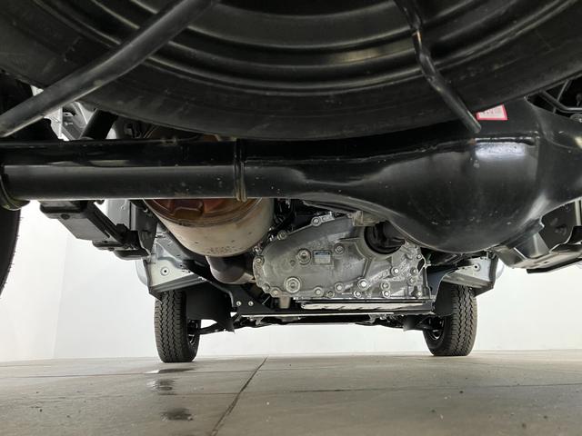 ハイゼットトラックEXT 4WD CVT 9インチディスプレイオーディオ衝突被害軽減ブレーキ コーナーセンサー パートタイム4WD デフロック 9インチディスプレイオーディオ Bluetooth USB バックカメラ 荷台作業灯 4枚リーフスプリング LED スマートキー(滋賀県)の中古車