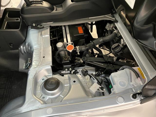 ハイゼットトラックEXT 4WD CVT 9インチディスプレイオーディオ衝突被害軽減ブレーキ コーナーセンサー パートタイム4WD デフロック 9インチディスプレイオーディオ Bluetooth USB バックカメラ 荷台作業灯 4枚リーフスプリング LED スマートキー(滋賀県)の中古車