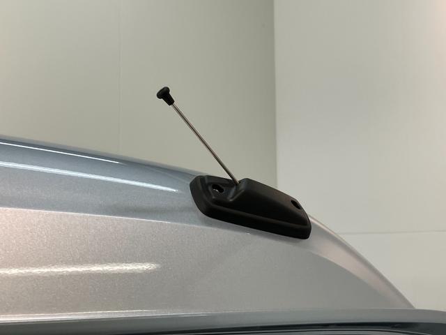 ハイゼットカーゴＤＸ　ＣＶＴ　キーレス　前席パワーウインドウ　届出済未使用車衝突被害軽減ブレーキ　スマアシ　コーナーセンサー　前席パワーウインドウ　ＡＭ／ＦＭステレオ　両側スライドドア　オートライト　マニュアルレベリング　キーレスエントリー　後部プライバシーガラス（滋賀県）の中古車