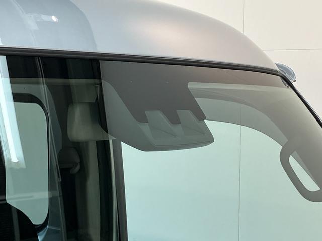 ハイゼットカーゴＤＸ　ＣＶＴ　キーレス　前席パワーウインドウ　届出済未使用車衝突被害軽減ブレーキ　スマアシ　コーナーセンサー　前席パワーウインドウ　ＡＭ／ＦＭステレオ　両側スライドドア　オートライト　マニュアルレベリング　キーレスエントリー　後部プライバシーガラス（滋賀県）の中古車