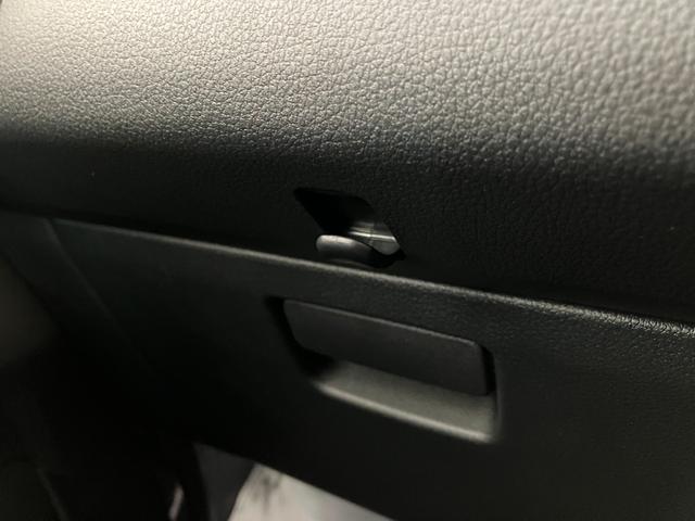 ハイゼットカーゴＤＸ　ＣＶＴ　キーレス　前席パワーウインドウ　届出済未使用車衝突被害軽減ブレーキ　スマアシ　コーナーセンサー　前席パワーウインドウ　ＡＭ／ＦＭステレオ　両側スライドドア　オートライト　マニュアルレベリング　キーレスエントリー　後部プライバシーガラス（滋賀県）の中古車