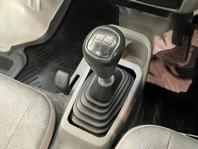 ミニキャブトラックVX−SE 4WD 5MT ETC 荷台作業灯 車検整備付パートタイム4WD Hi−Lo切り替え AM/FMラジオ マニュアルエアコン マニュアルレベリング ETC 荷台作業灯 5速マニュアルミッション車(滋賀県)の中古車