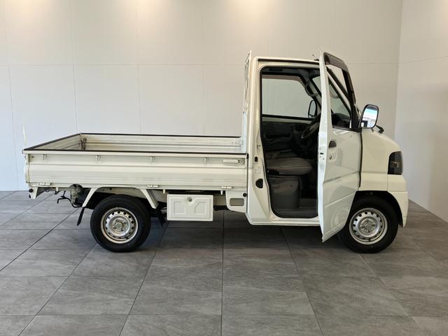 ミニキャブトラックVX−SE 4WD 5MT ETC 荷台作業灯 車検整備付パートタイム4WD Hi−Lo切り替え AM/FMラジオ マニュアルエアコン マニュアルレベリング ETC 荷台作業灯 5速マニュアルミッション車(滋賀県)の中古車