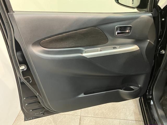 eKカスタムG e−アシスト ワンセグナビ バックカメラ 車検整備付衝突被害軽減ブレーキ ワンセグナビ バックカメラ オートエアコン スマートキー 電動格納式ミラー エコアイドル HIDヘッドライト タイヤ4本新品交換済み(滋賀県)の中古車
