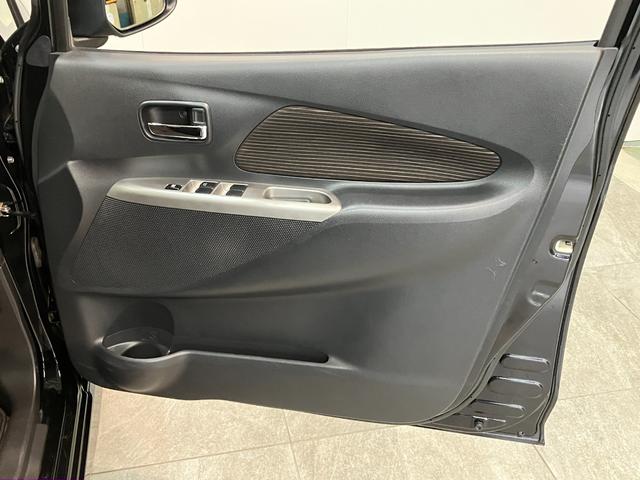 eKカスタムG e−アシスト ワンセグナビ バックカメラ 車検整備付衝突被害軽減ブレーキ ワンセグナビ バックカメラ オートエアコン スマートキー 電動格納式ミラー エコアイドル HIDヘッドライト タイヤ4本新品交換済み(滋賀県)の中古車