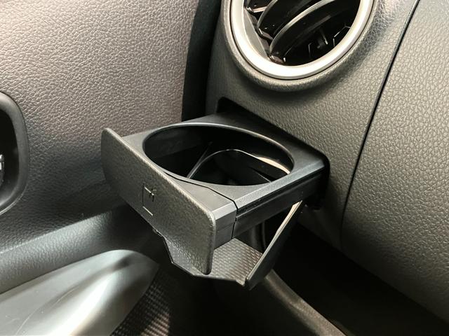 eKカスタムG e−アシスト ワンセグナビ バックカメラ 車検整備付衝突被害軽減ブレーキ ワンセグナビ バックカメラ オートエアコン スマートキー 電動格納式ミラー エコアイドル HIDヘッドライト タイヤ4本新品交換済み(滋賀県)の中古車