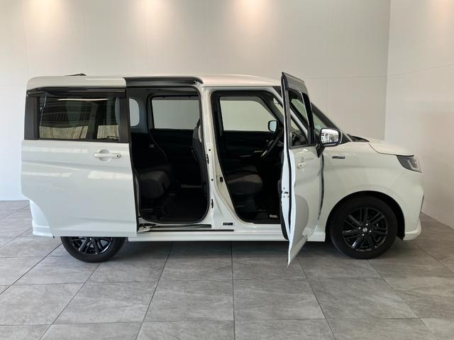 ソリオハイブリッドＳＺ　９型フルセグナビ　バックカメラ　ドラレコ衝突被害軽減ブレーキ　コーナーセンサー　フルセグナビ　ＤＶＤ　Ｂｌｕｅｔｏｏｔｈ　ＵＳＢ　バックカメラ　前後ドラレコ　両側電動スライドドア　シートヒーター　レーダークルーズコントロール　ハイブリッド（滋賀県）の中古車