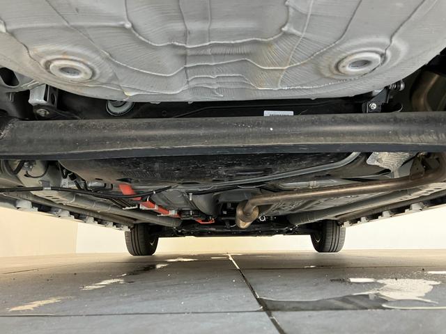 ソリオハイブリッドＳＺ　９型フルセグナビ　バックカメラ　ドラレコ衝突被害軽減ブレーキ　コーナーセンサー　フルセグナビ　ＤＶＤ　Ｂｌｕｅｔｏｏｔｈ　ＵＳＢ　バックカメラ　前後ドラレコ　両側電動スライドドア　シートヒーター　レーダークルーズコントロール　ハイブリッド（滋賀県）の中古車